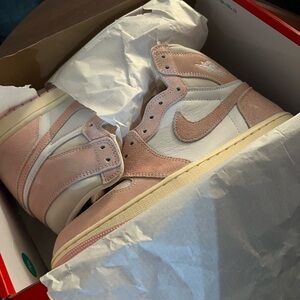 Air Jordan 1 Retro High OG Women's Shoes